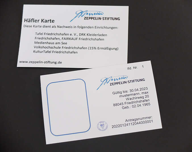 Weiße Karte mit der Aufschrift Häfler Karte